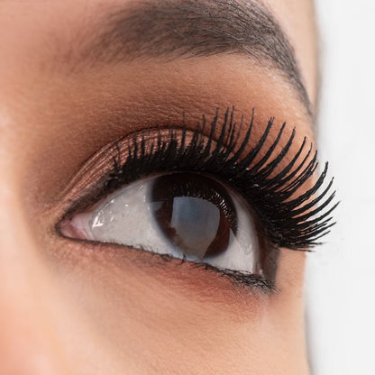 Máscara de Pestañas "Resist" 36 h Larga Duración x 1 unidad Vogue 